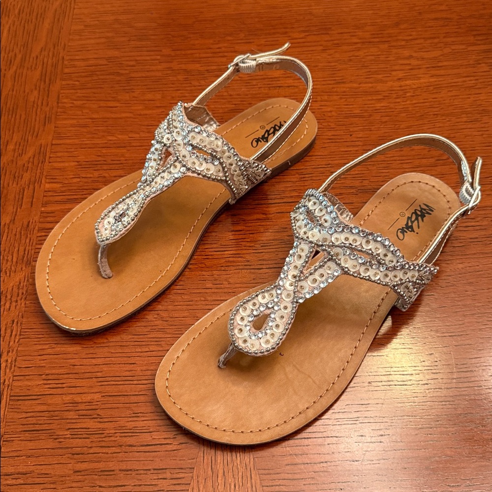Mossimo Raegan Beaded T-Strap Sandals - Picture 9 of 12